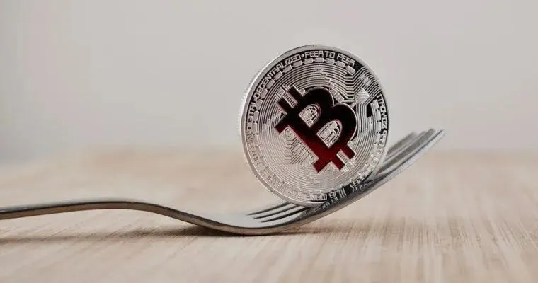 比特币减半每四年一次，即将到来的减半激发全球投资者兴趣